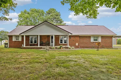 1270 Mount Olive Rd, Westmoreland, TN 37186