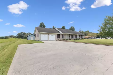 339 Old Blue Springs Rd, Smithville, TN 37166