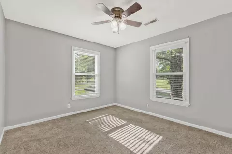Bedroom - 3508 Forest Park Rd, Springfield, TN 37172 photo 4 of 9