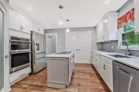 Kitchen - 3508 Forest Park Rd, Springfield, TN 37172 photo 2 of 5