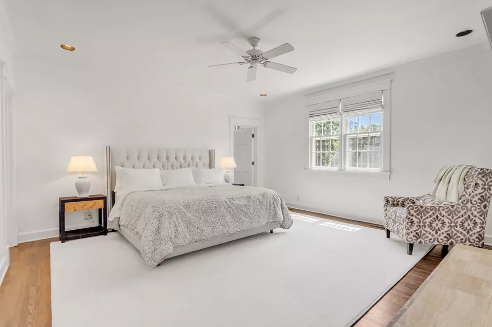 Bedroom - 1709 Bonner Ave, Nashville, TN 37215 photo 3 of 9