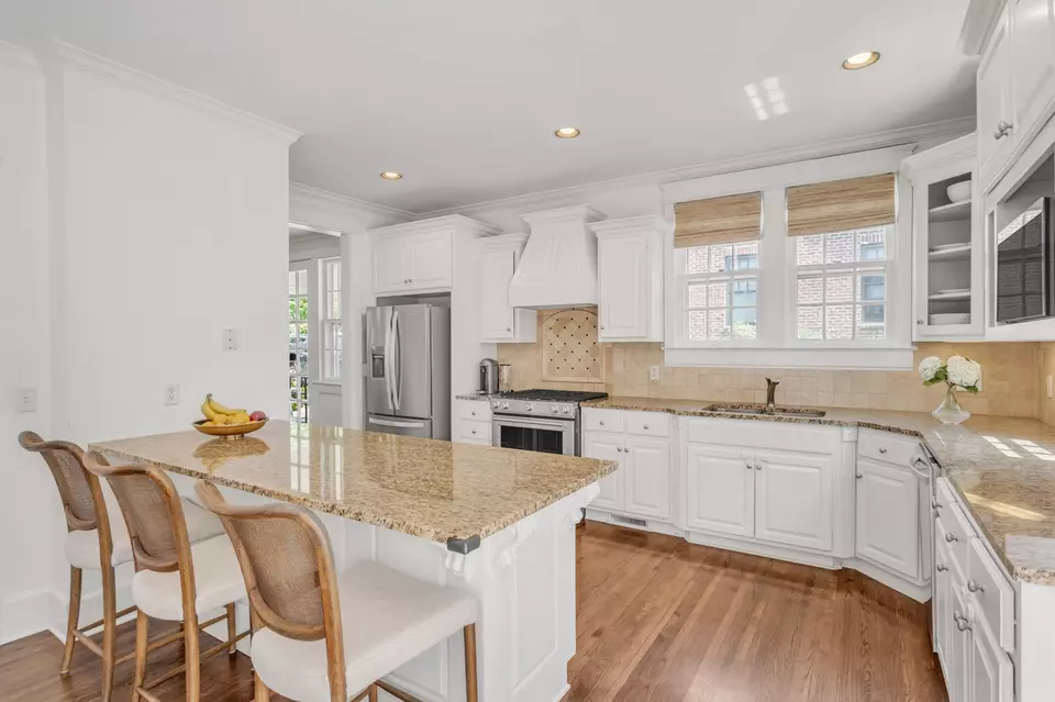 Kitchen - 1709 Bonner Ave, Nashville, TN 37215 photo 1 of 4