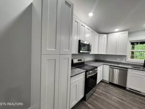120 Edwards Ct, Grimsley, TN 38565 photo 6
