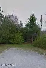 2001 Otomi Dr, Crossville, TN 38572