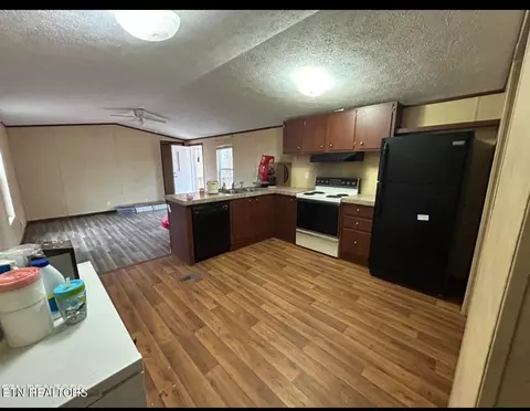 158 George Young Rd, Jamestown, TN 38556