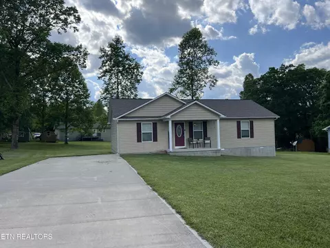 65 Star Dr, Crossville, TN 38571