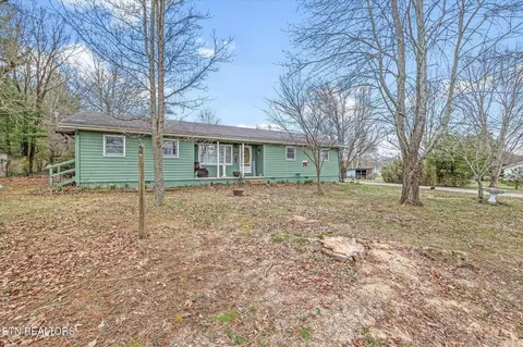2107 Potato Farm Rd, Crossville, TN 38571