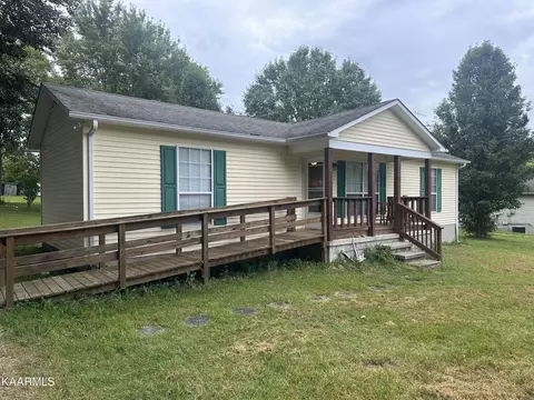 1161 Noel Dr, Cookeville, TN 38506