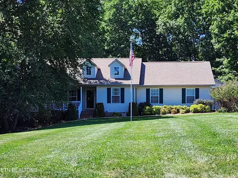 72 Thistle Ct, Crossville, TN 38571