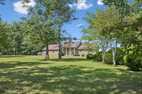 7365 Rowe Gap Rd, Belvidere, TN 37306