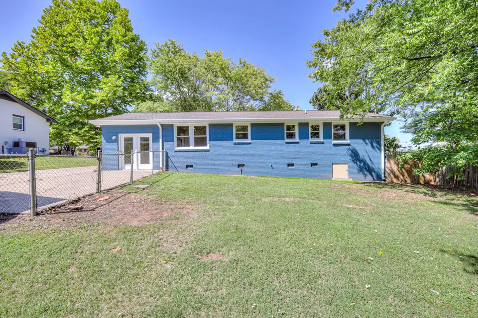 Exterior - 403 Kinhawk Dr, Nashville, TN 37211 photo 11 of 12