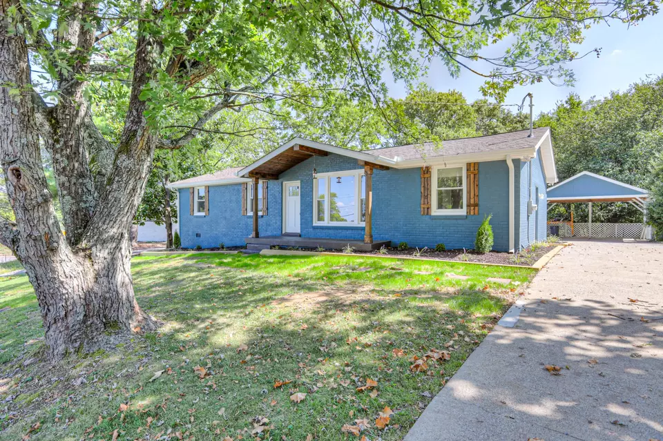 Exterior - 403 Kinhawk Dr, Nashville, TN 37211 photo 4 of 12