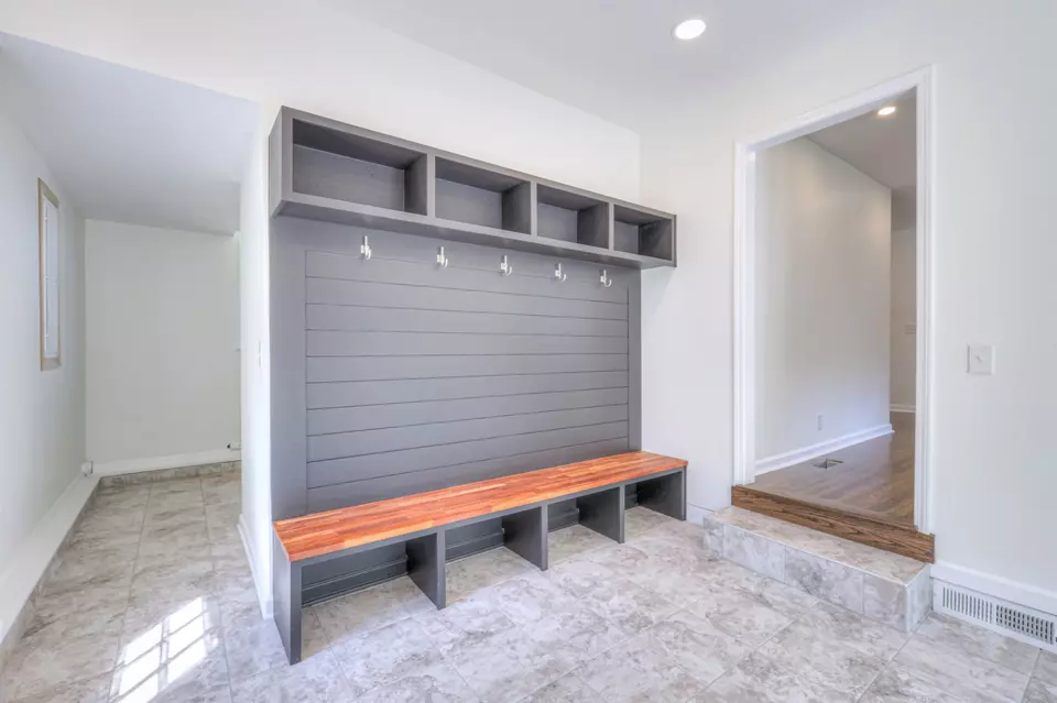 Entry Way - 403 Kinhawk Dr, Nashville, TN 37211 photo 3 of 3