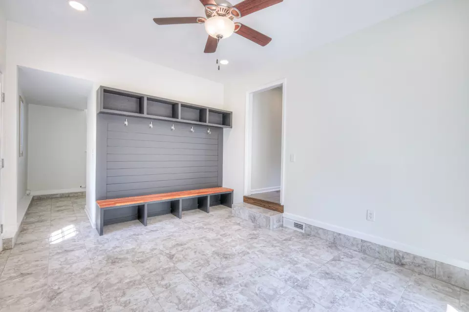 Entry Way - 403 Kinhawk Dr, Nashville, TN 37211 photo 1 of 3