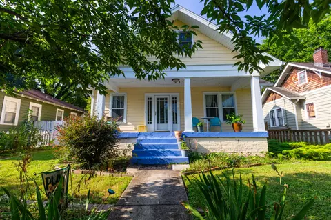 1040 Petway Ave, Nashville, TN 37206