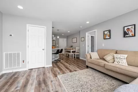 Entry Way - 64 Pine Ave, Morrison, TN 37357 photo 1 of 4