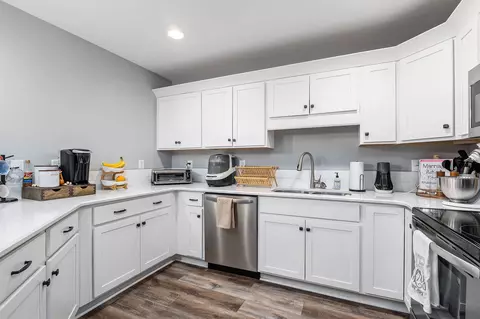 Kitchen - 64 Pine Ave, Morrison, TN 37357 photo 1 of 2