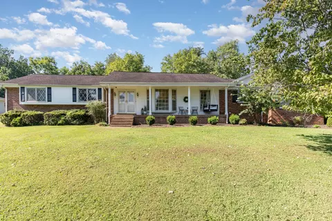 110 Bay Dr, Hendersonville, TN 37075