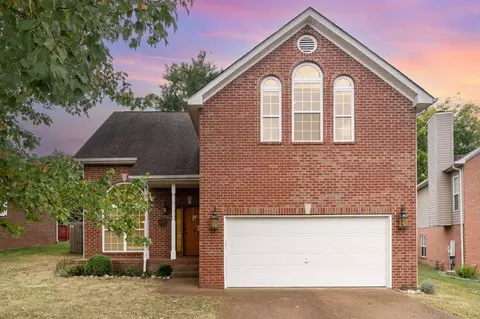 321 Moonwater Ct, Hermitage, TN 37076