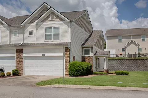 1030 Somerset Springs Dr, Spring Hill, TN 37174