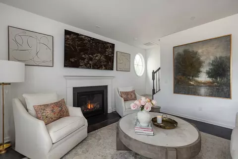 Living - 2012 Oglethorpe Dr, Franklin, TN 37064 photo 3 of 7