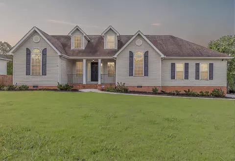 13 Fawn Ln, Ringgold, GA 30736
