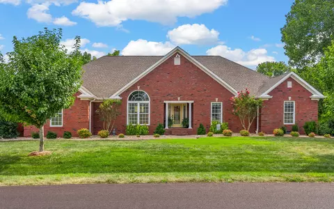 165 Romeo Dr, Hopkinsville, KY 42240