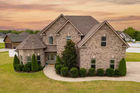 Exterior - 5120 Prickly Pine Pl, Murfreesboro, TN 37129 photo 2 of 10