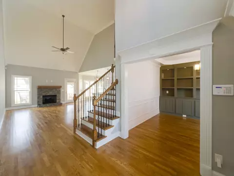 Living - 5120 Prickly Pine Pl, Murfreesboro, TN 37129 photo 5 of 13