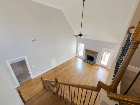 Living - 5120 Prickly Pine Pl, Murfreesboro, TN 37129 photo 13 of 13