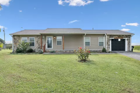 714 Alvin York Hwy, Pikeville, TN 37367