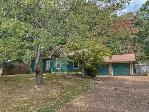 308 Bluebird Ln, Dickson, TN 37055
