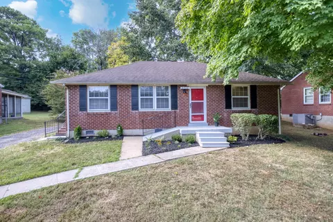 2538 Woodberry Dr, Nashville, TN 37214