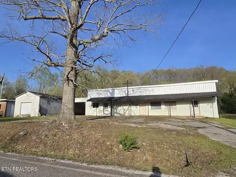 1204 Nashville Hwy, Lancing, TN 37770