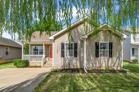 549 Oakmont Dr, Clarksville, TN 37042