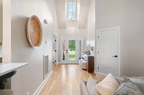 Entry Way - 1014 Proud Eagle Dr, Eagleville, TN 37060 photo 2 of 5