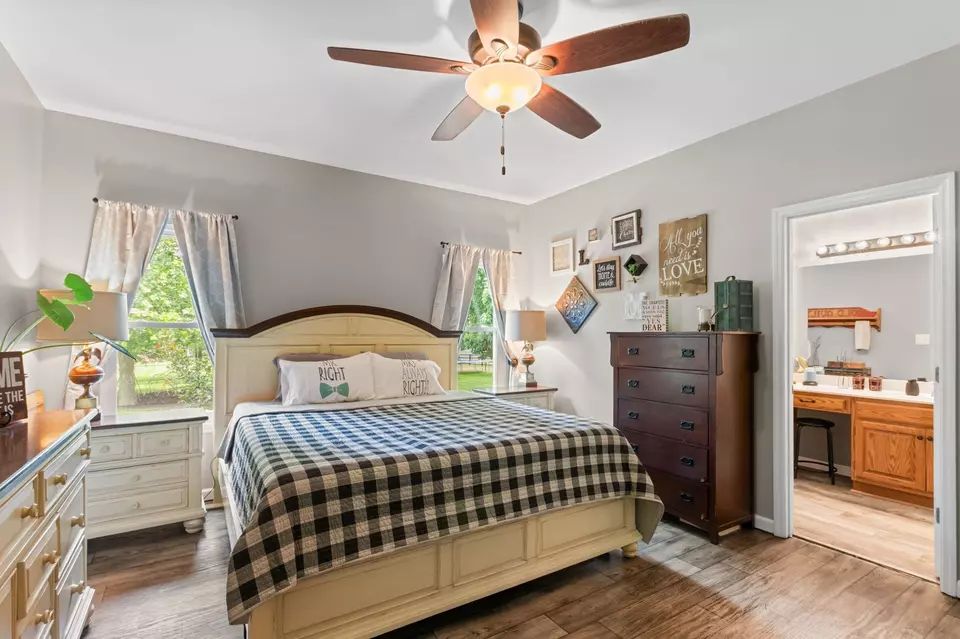 Bedroom - 621 Brandon Rd, Manchester, TN 37355 photo 4 of 6