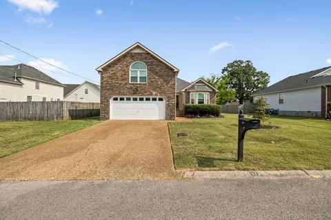 5313 Sunnyvale Dr, Antioch, TN 37013