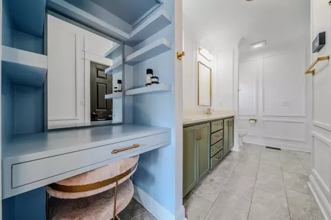 Bath - 832 Blakemore Rd, Dickson, TN 37055 photo 3 of 7