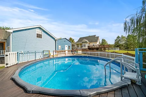 Exterior - 832 Blakemore Rd, Dickson, TN 37055 photo 8 of 11