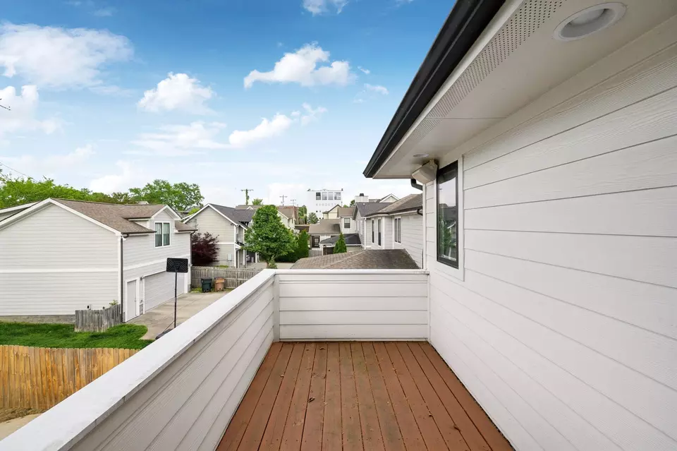 Exterior - 2302 Sunset Pl, Nashville, TN 37212 photo 12 of 14