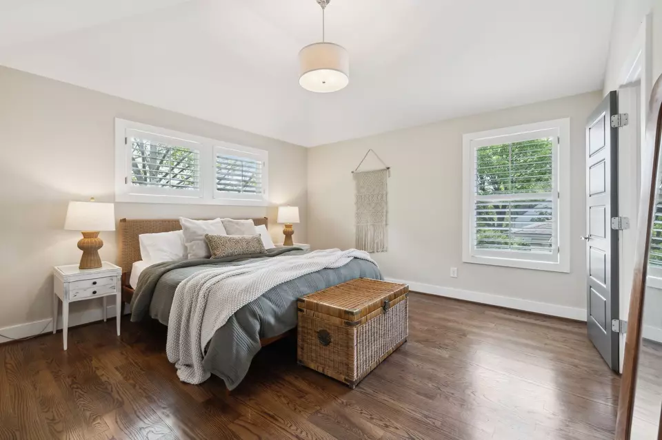 Bedroom - 2302 Sunset Pl, Nashville, TN 37212 photo 3 of 3