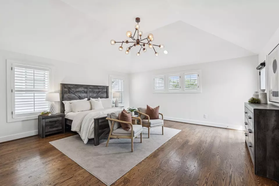 Bedroom - 2302 Sunset Pl, Nashville, TN 37212 photo 1 of 3