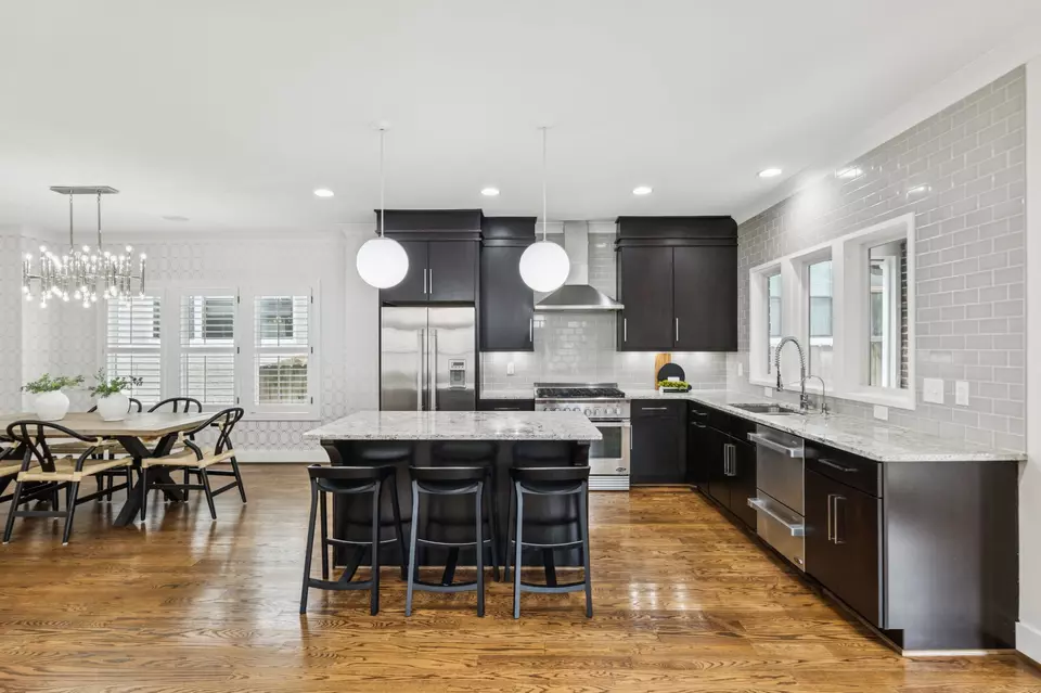 Kitchen - 2302 Sunset Pl, Nashville, TN 37212 photo 6 of 6