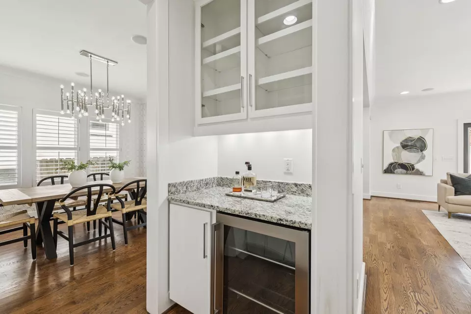 Dining - 2302 Sunset Pl, Nashville, TN 37212 photo 1 of 3