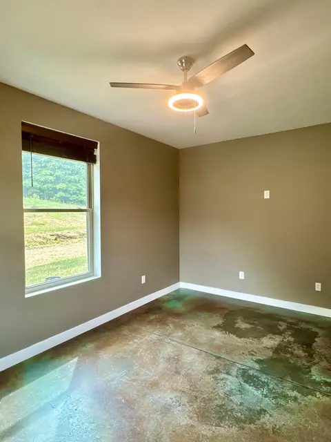 Bedroom - 330 Durwachter Rd, Dover, TN 37058 photo 2 of 4