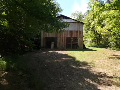 Exterior - 330 Durwachter Rd, Dover, TN 37058 photo 14 of 20