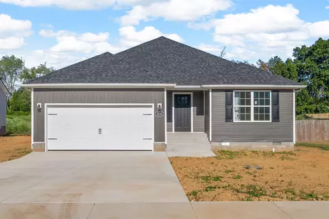 1515 Fredrick Dr, Clarksville, TN 37042
