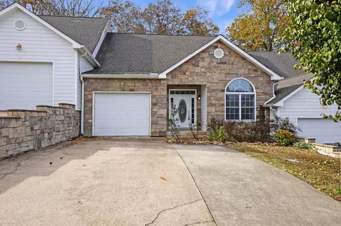 123 Rose Dr, Dover, TN 37058