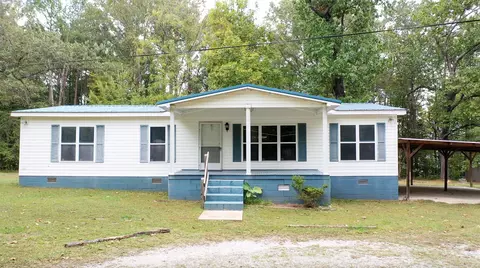 90 Duliba Dr, Estill Springs, TN 37330